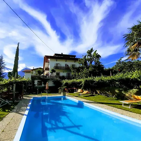 Panorama Residence Rebgut Schenna Exterior photo